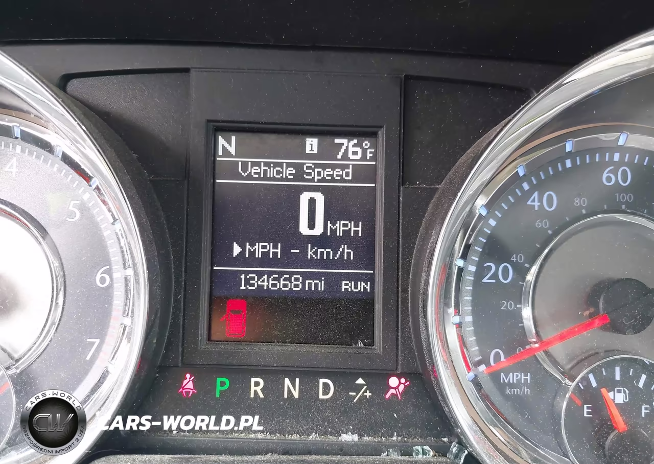 2015 Chrysler Town & Country Touring VIN:2C4RC1BG5FR539193 - 15