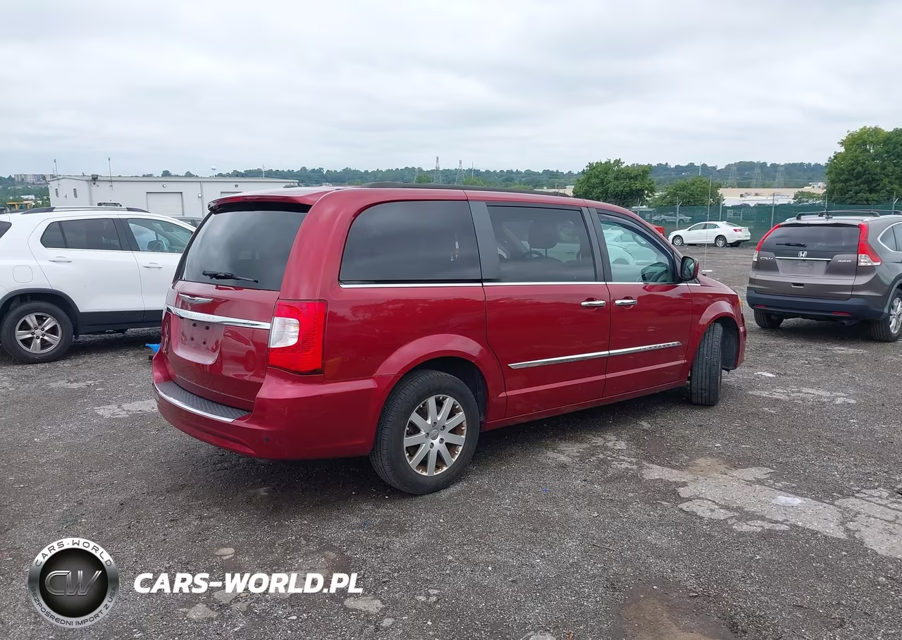 2015 Chrysler Town & Country Touring VIN:2C4RC1BG5FR539193 - 4