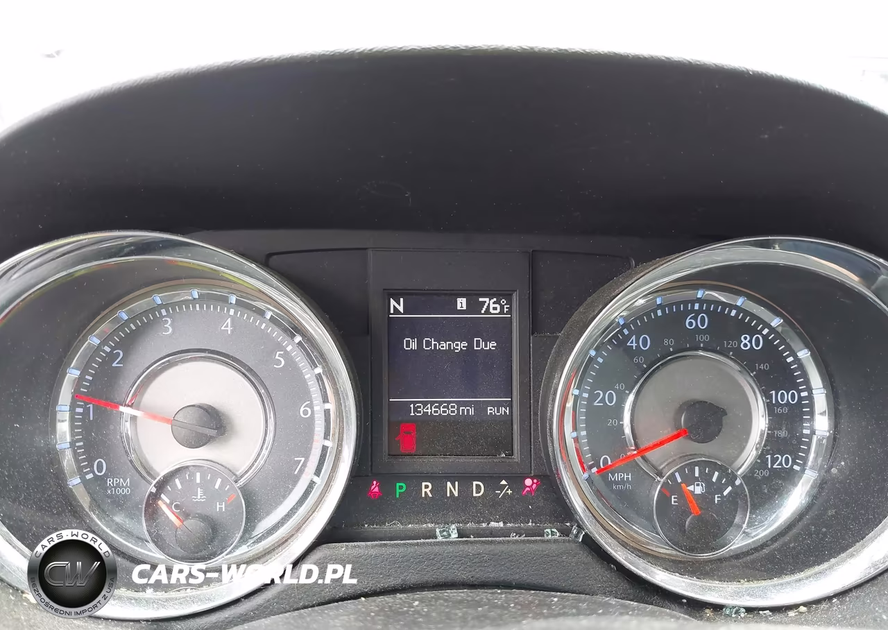 2015 Chrysler Town & Country Touring VIN:2C4RC1BG5FR539193 - 7