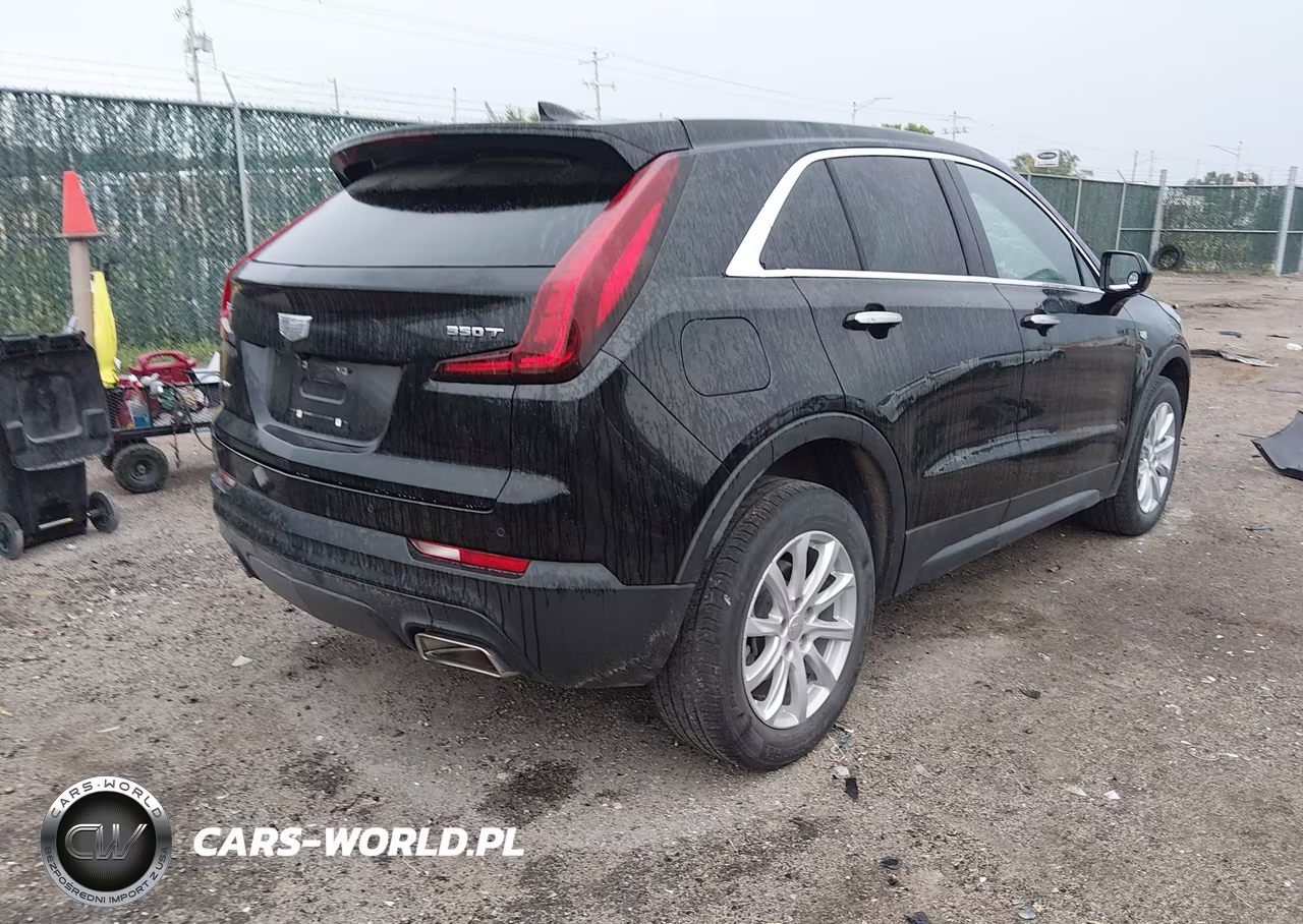 2022 Cadillac Xt4 Luxury VIN:1GYFZBR45NF125270 - 4