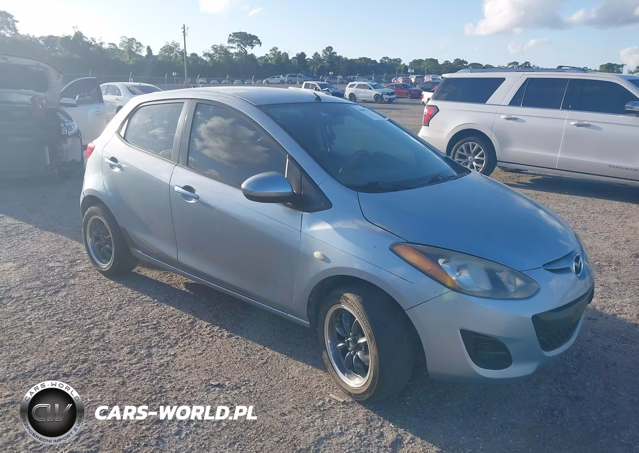 2013 Mazda Mazda2 Sport