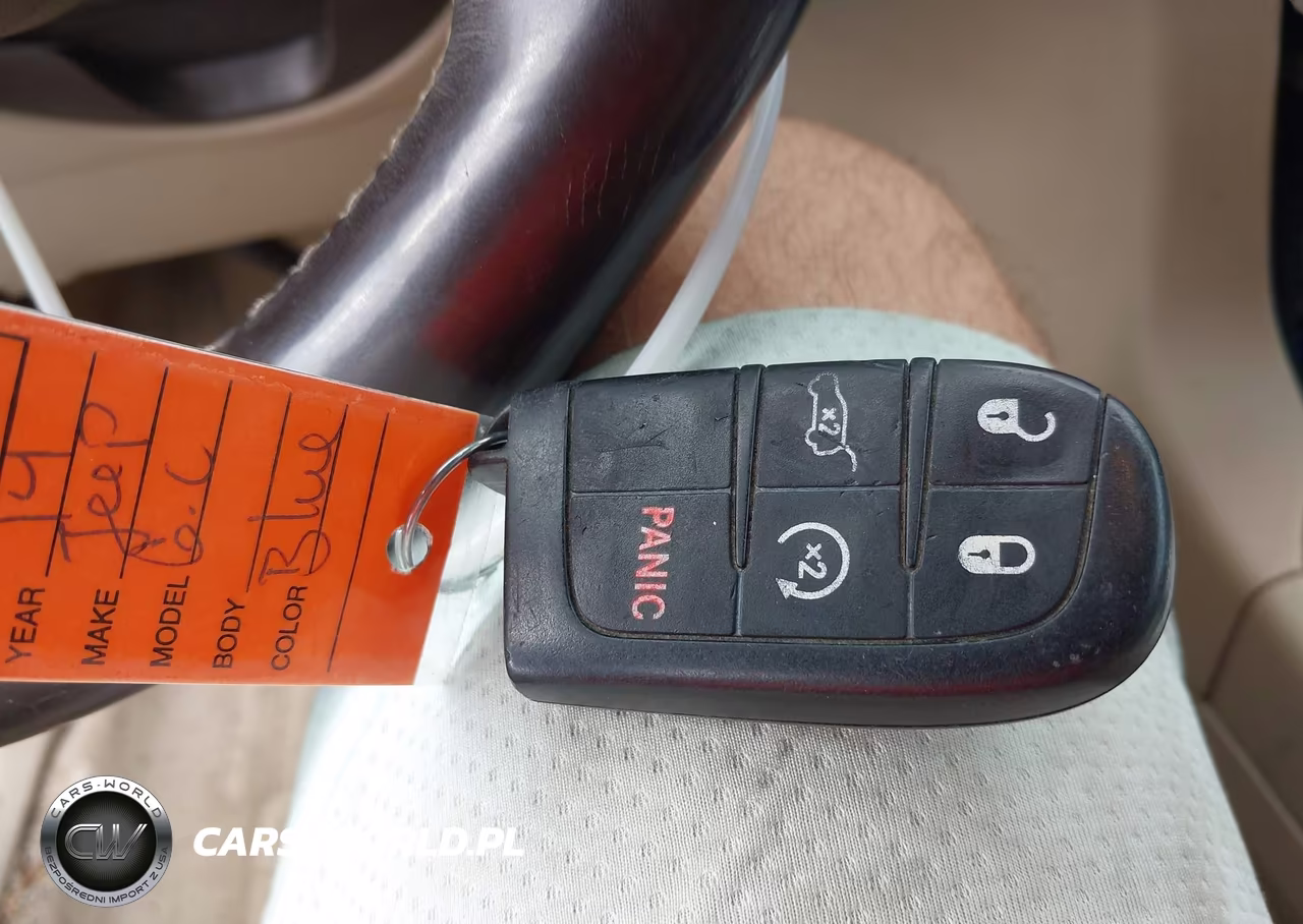 2014 Jeep Grand Cherokee Overland VIN:1C4RJFCG2EC580308 - 11