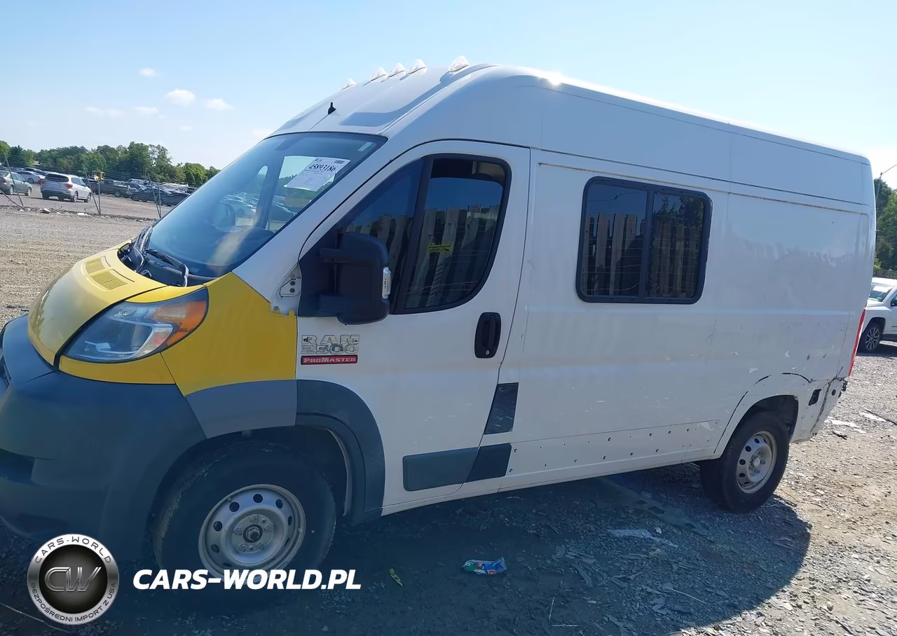 2018 Ram Promaster 2500 High Roof 136 Wb VIN:3C6TRVCG6JE130874 - 14