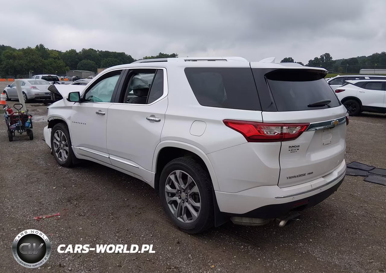 2018 Chevrolet Traverse Premier VIN:1GNEVJKW2JJ247540 - 3