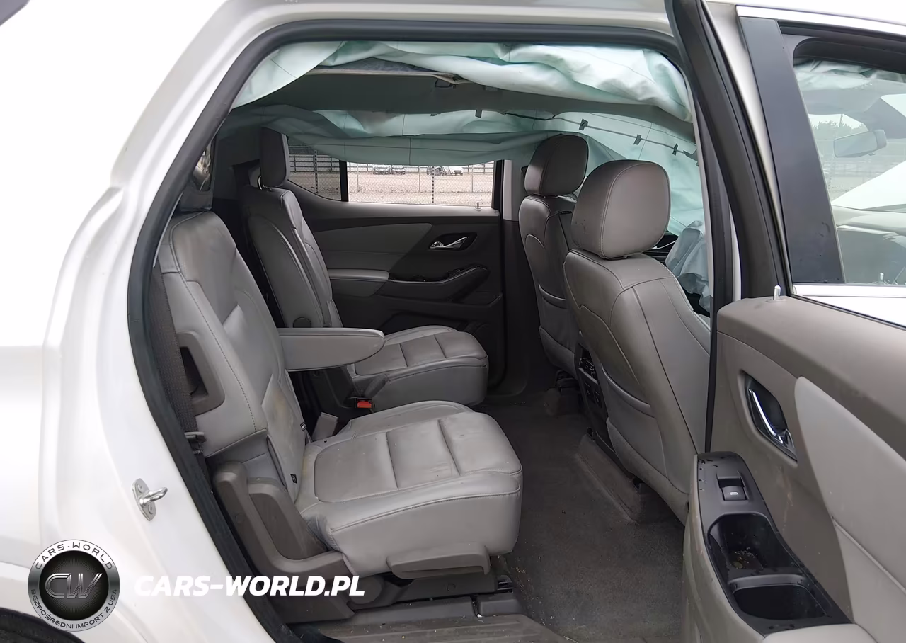 2018 Chevrolet Traverse Premier VIN:1GNEVJKW2JJ247540 - 8