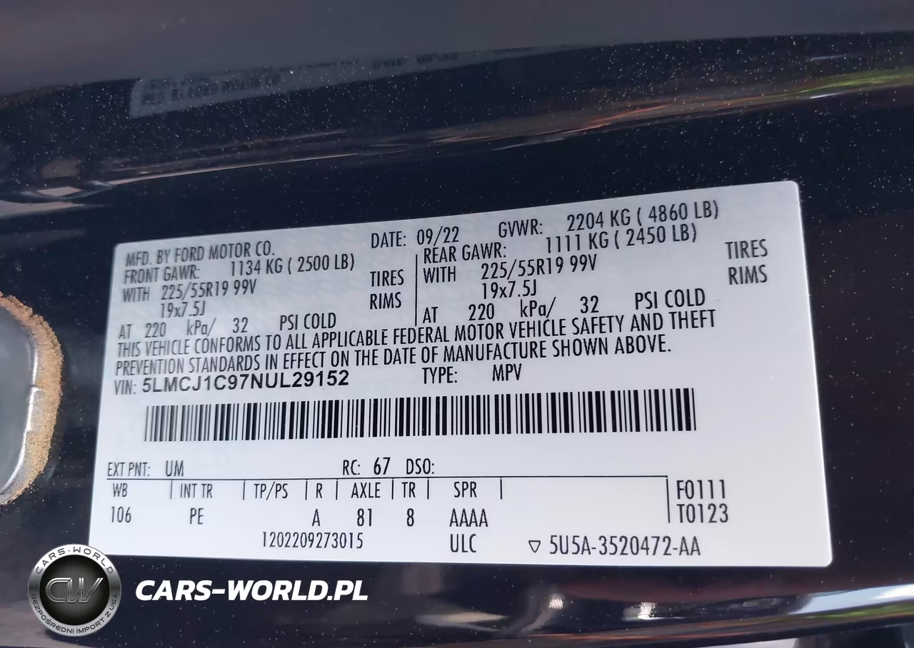 2022 Lincoln Corsair Standard VIN:5LMCJ1C97NUL29152 - 9