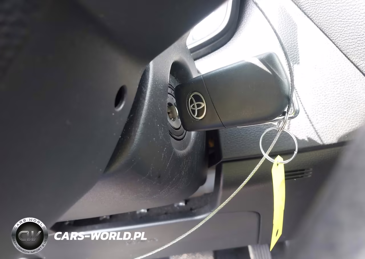 2020 Toyota Corolla Le VIN:JTDEPRAE6LJ116978 - 11