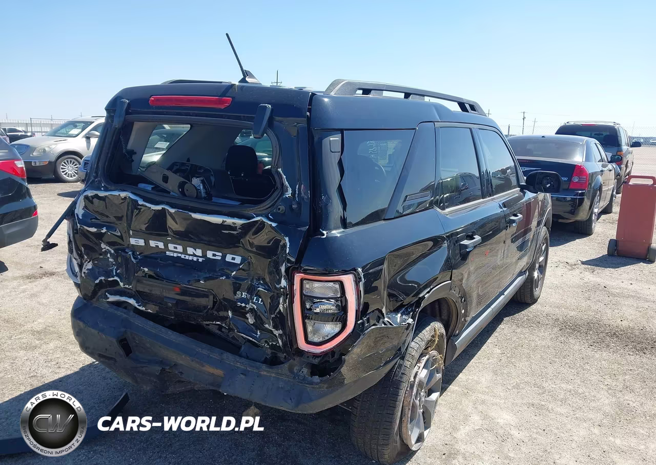 2021 Ford Bronco Sport Badlands VIN:3FMCR9D98MRA40599 - 4