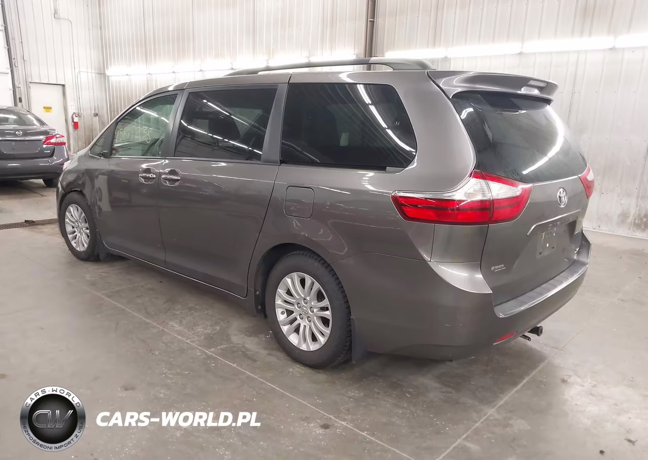 2015 Toyota Sienna Xle 8 Passenger VIN:5TDYK3DC5FS545314 - 3