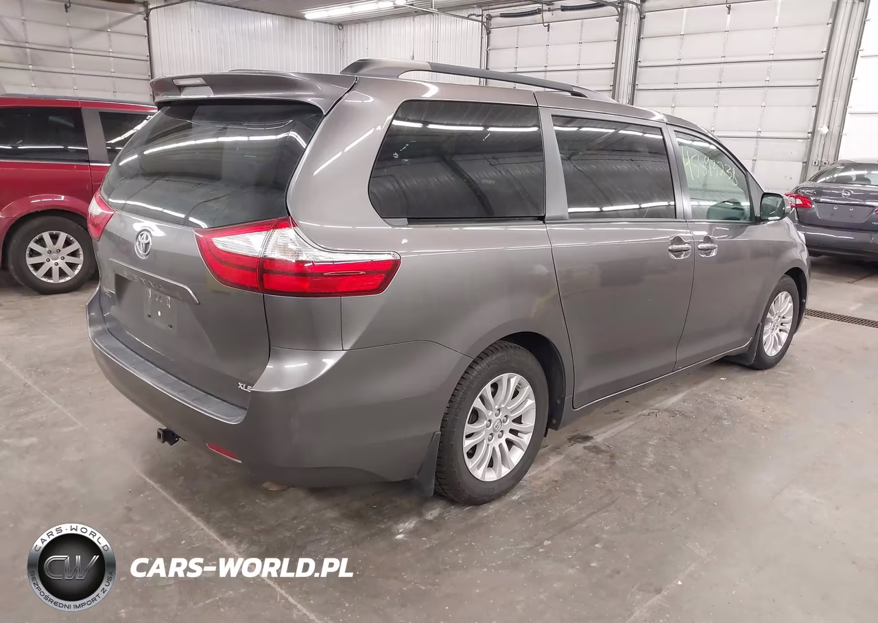 2015 Toyota Sienna Xle 8 Passenger VIN:5TDYK3DC5FS545314 - 4
