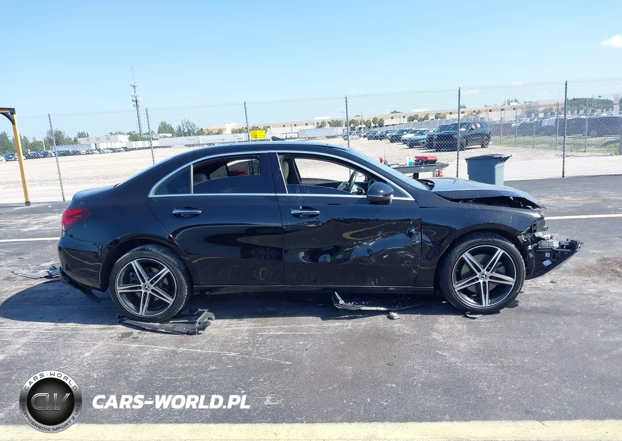 2019 Mercedes-Benz A 220 VIN:WDD3G4EB6KW020463 - 13