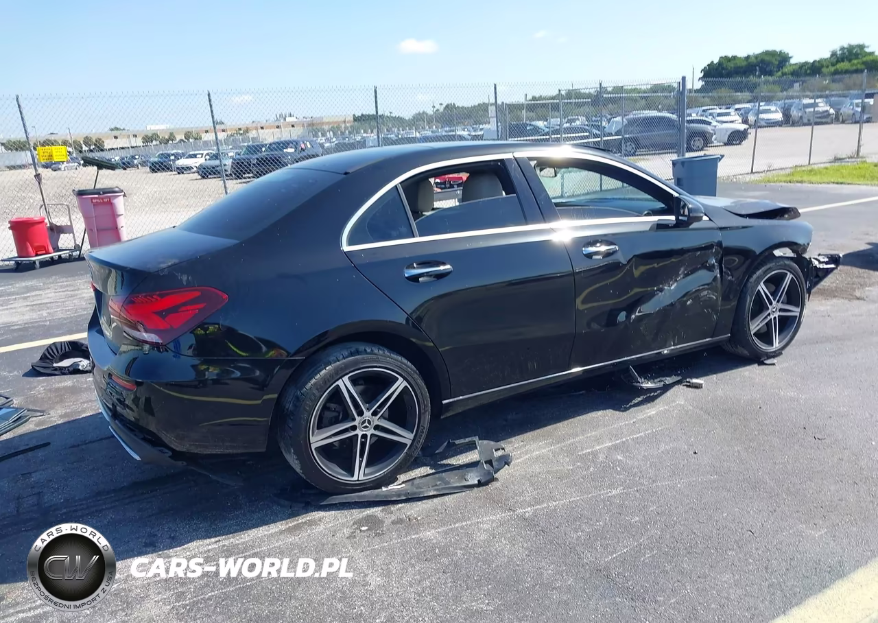 2019 Mercedes-Benz A 220 VIN:WDD3G4EB6KW020463 - 4