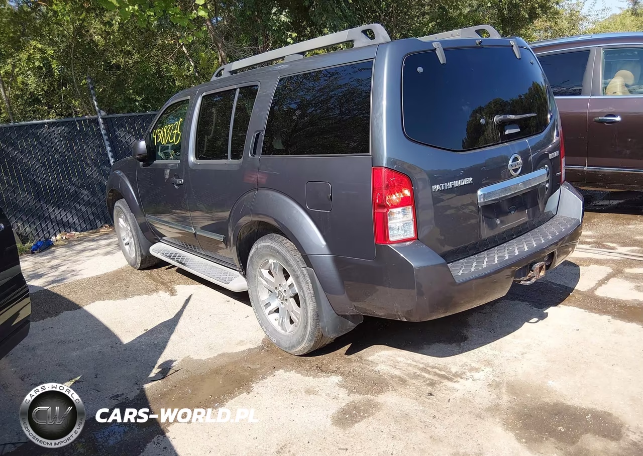 2012 Nissan Pathfinder Silver VIN:5N1AR1NB5CC618813 - 3