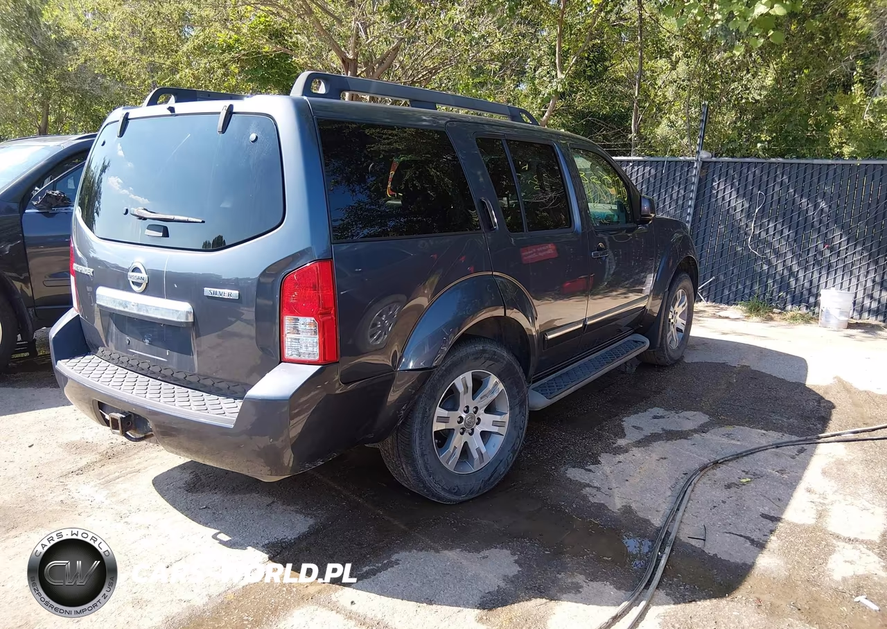 2012 Nissan Pathfinder Silver VIN:5N1AR1NB5CC618813 - 4