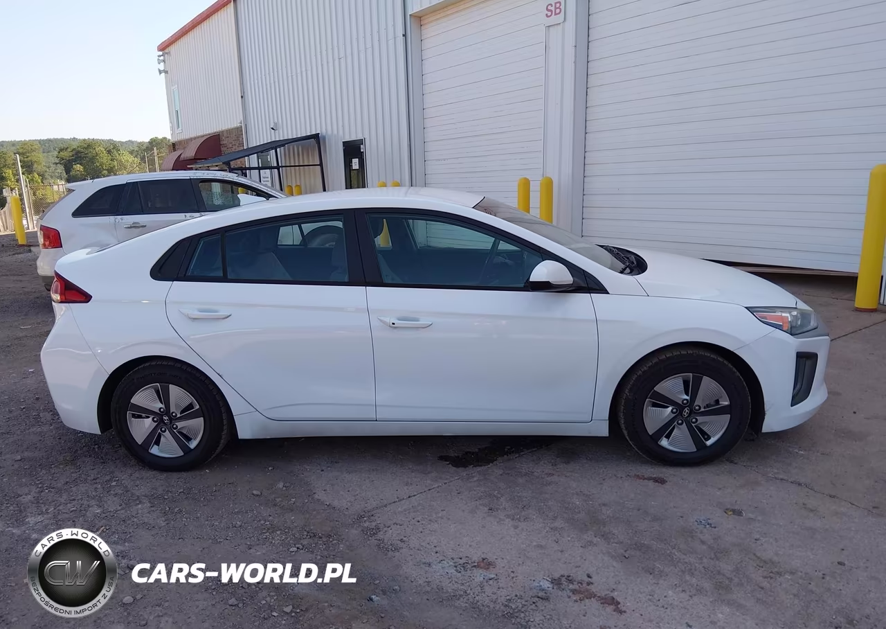2021 Hyundai Ioniq Hybrid Blue VIN:KMHC65LC5MU247863 - 13