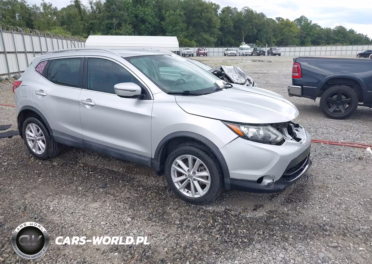 2018 Nissan Rogue Sport Sv – zdjęcie 1 z 17