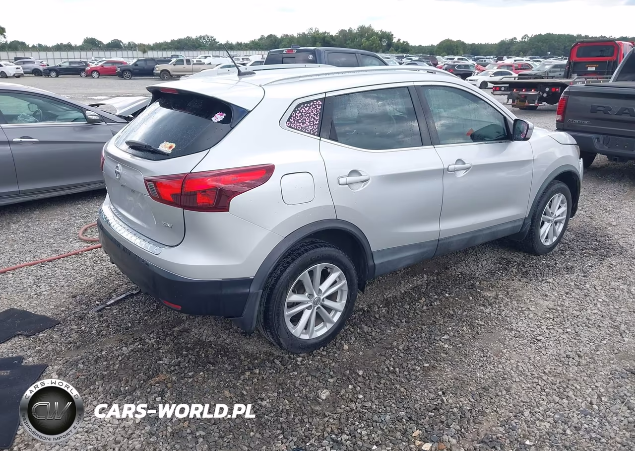 2018 Nissan Rogue Sport Sv VIN:JN1BJ1CP5JW101993 - 4