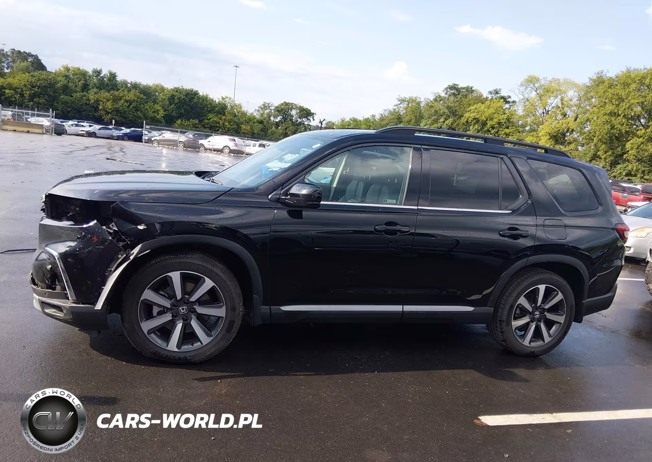 2024 Honda Pilot Touring VIN:5FNYG2H74RB001677 - 15