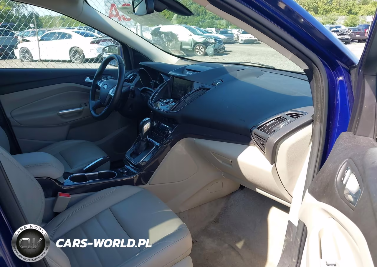 2014 Ford Escape Titanium VIN:1FMCU9J94EUA81065 - 5