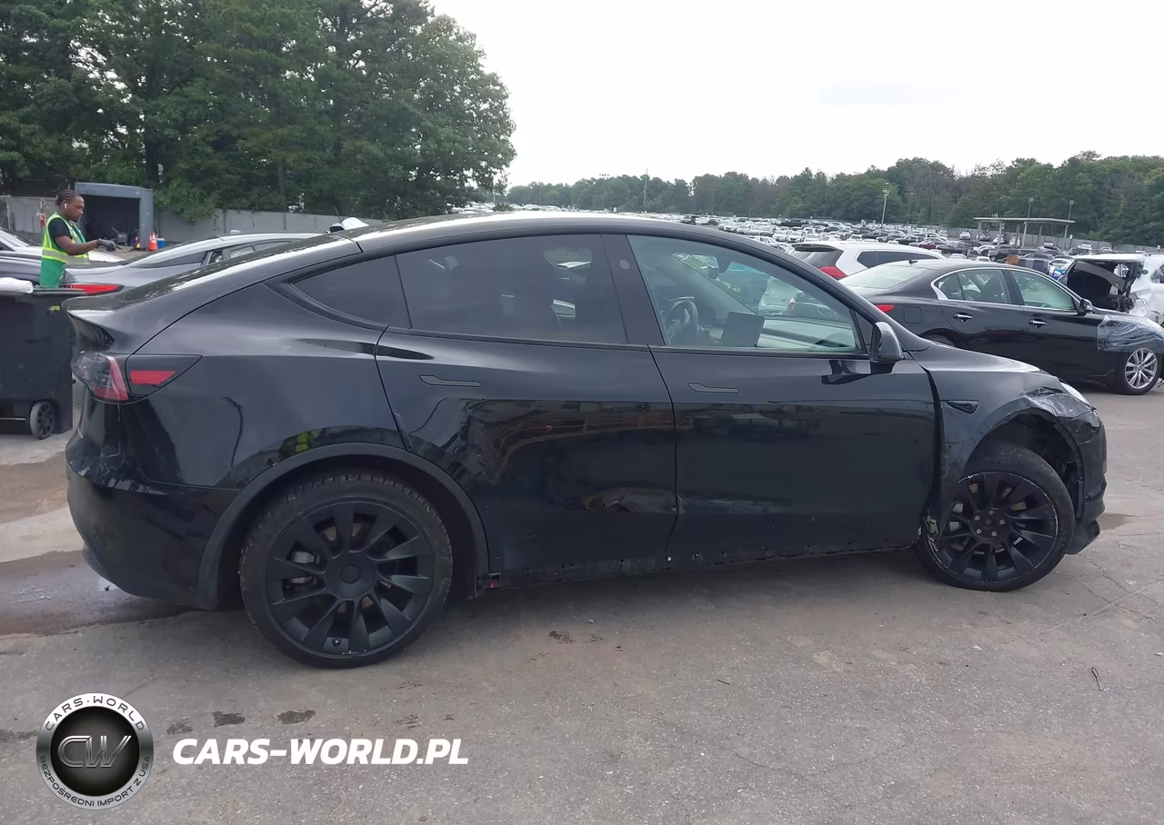 2023 Tesla Model Y Awd-Long Range Dual Motor All-Wheel Drive VIN:7SAYGAEE7PF857648 - 13