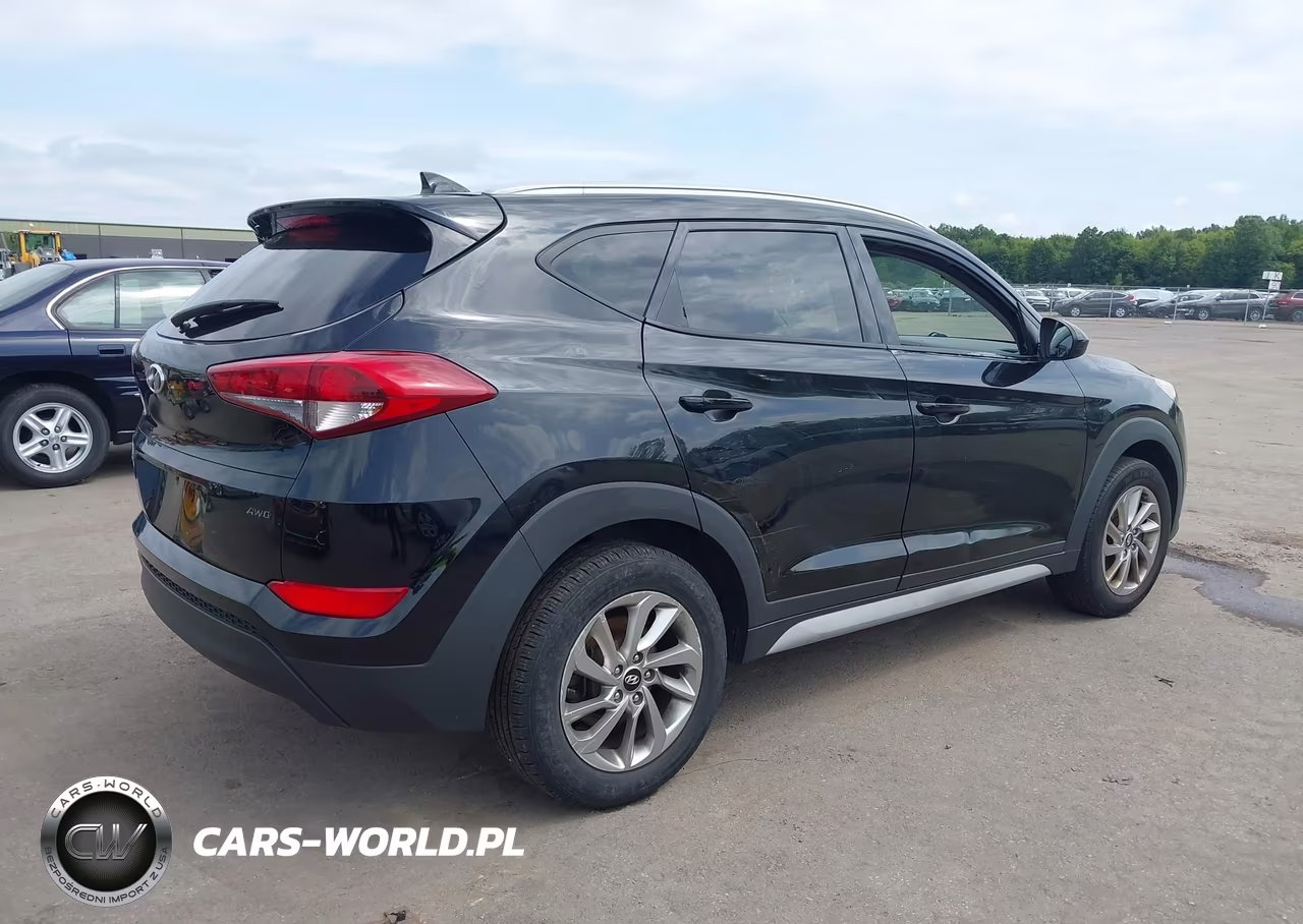 2018 Hyundai Tucson Sel VIN:KM8J3CA47JU642123 - 4