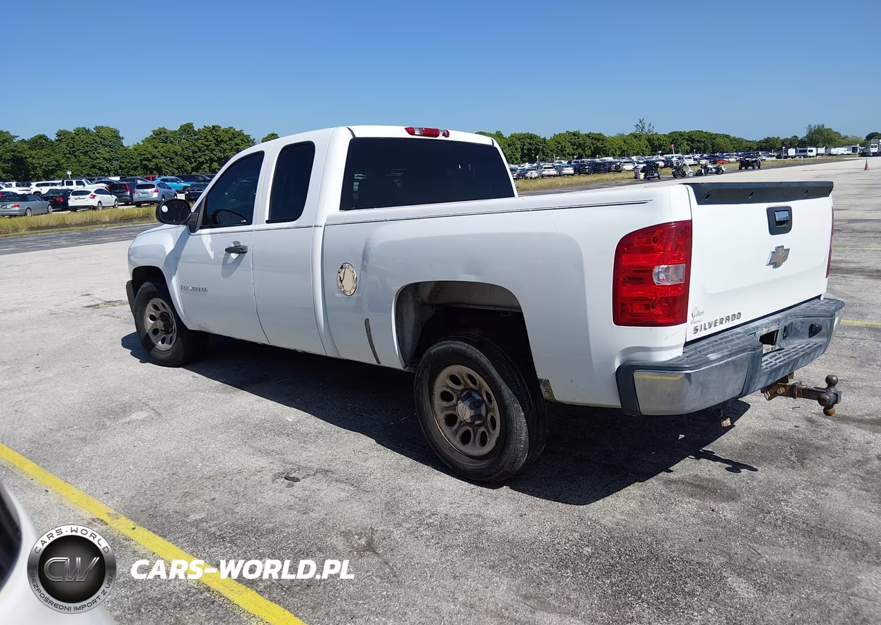 2008 Chevrolet Silverado 1500 Work Truck VIN:2GCEC19C481337111 - 3