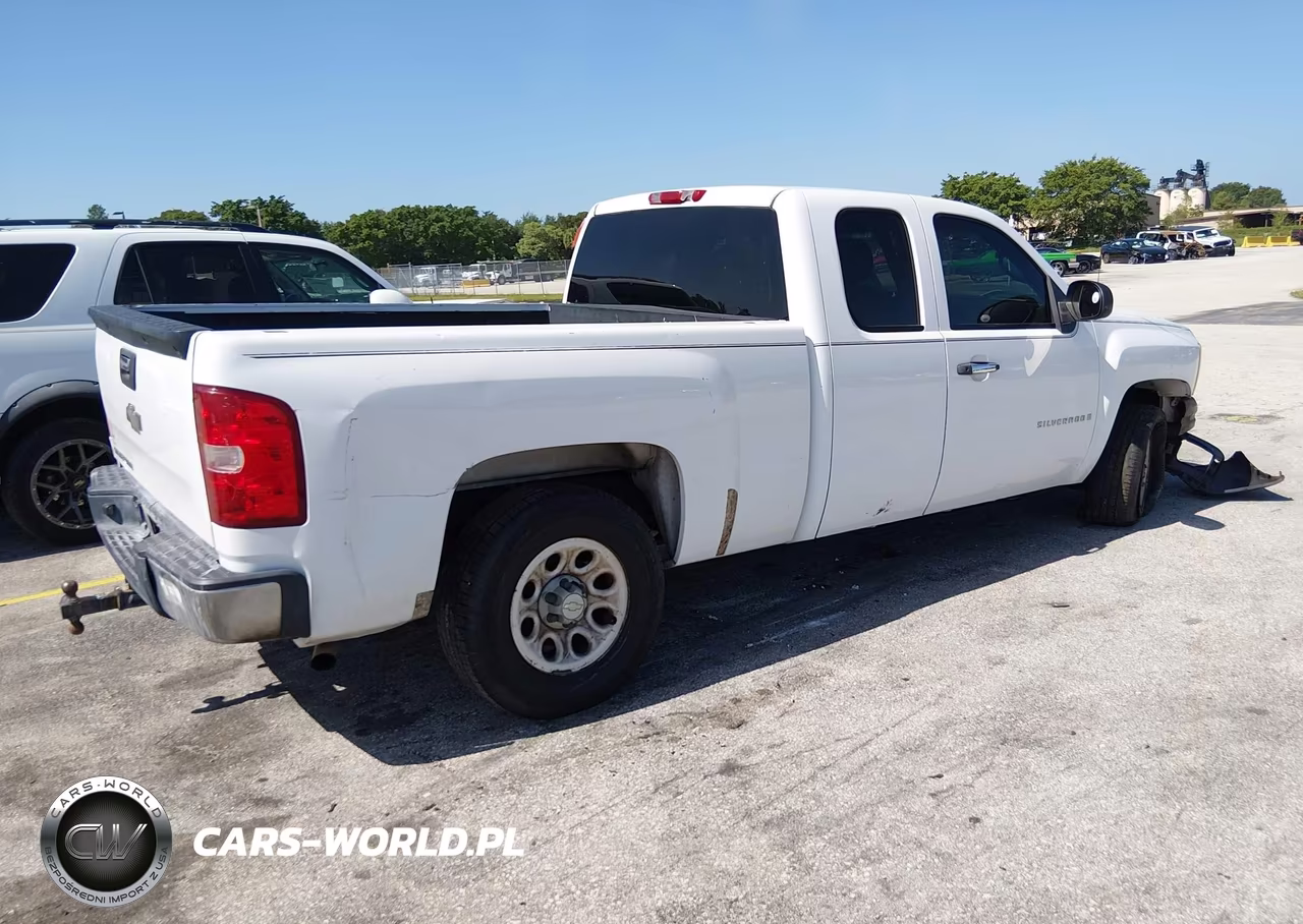 2008 Chevrolet Silverado 1500 Work Truck VIN:2GCEC19C481337111 - 4