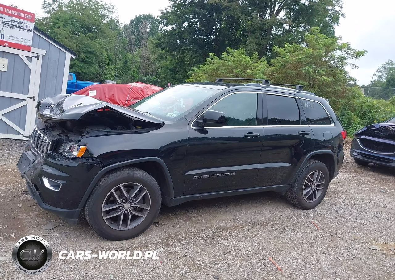 2018 Jeep Grand Cherokee Laredo E 4X4 VIN:1C4RJFAG7JC506430 - 14