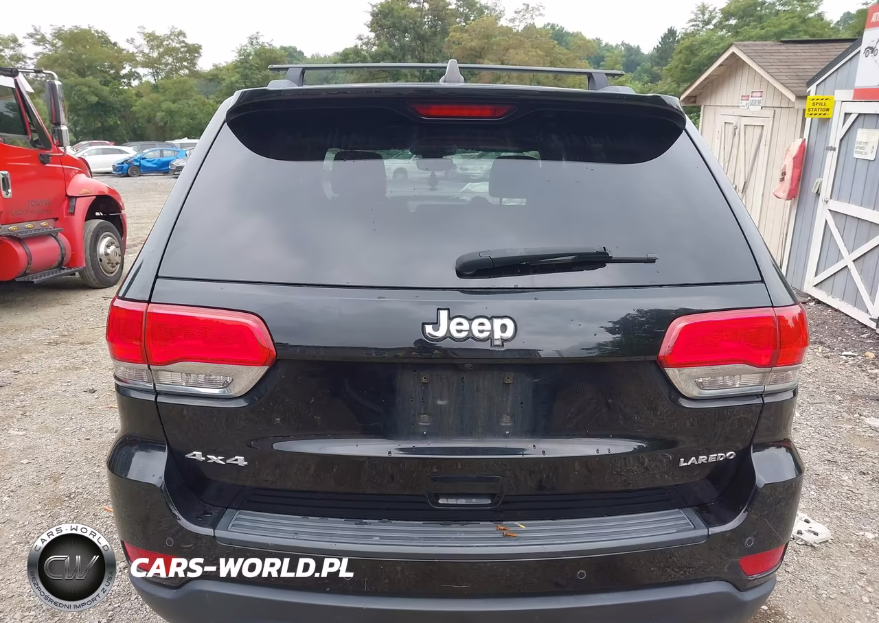2018 Jeep Grand Cherokee Laredo E 4X4 VIN:1C4RJFAG7JC506430 - 16