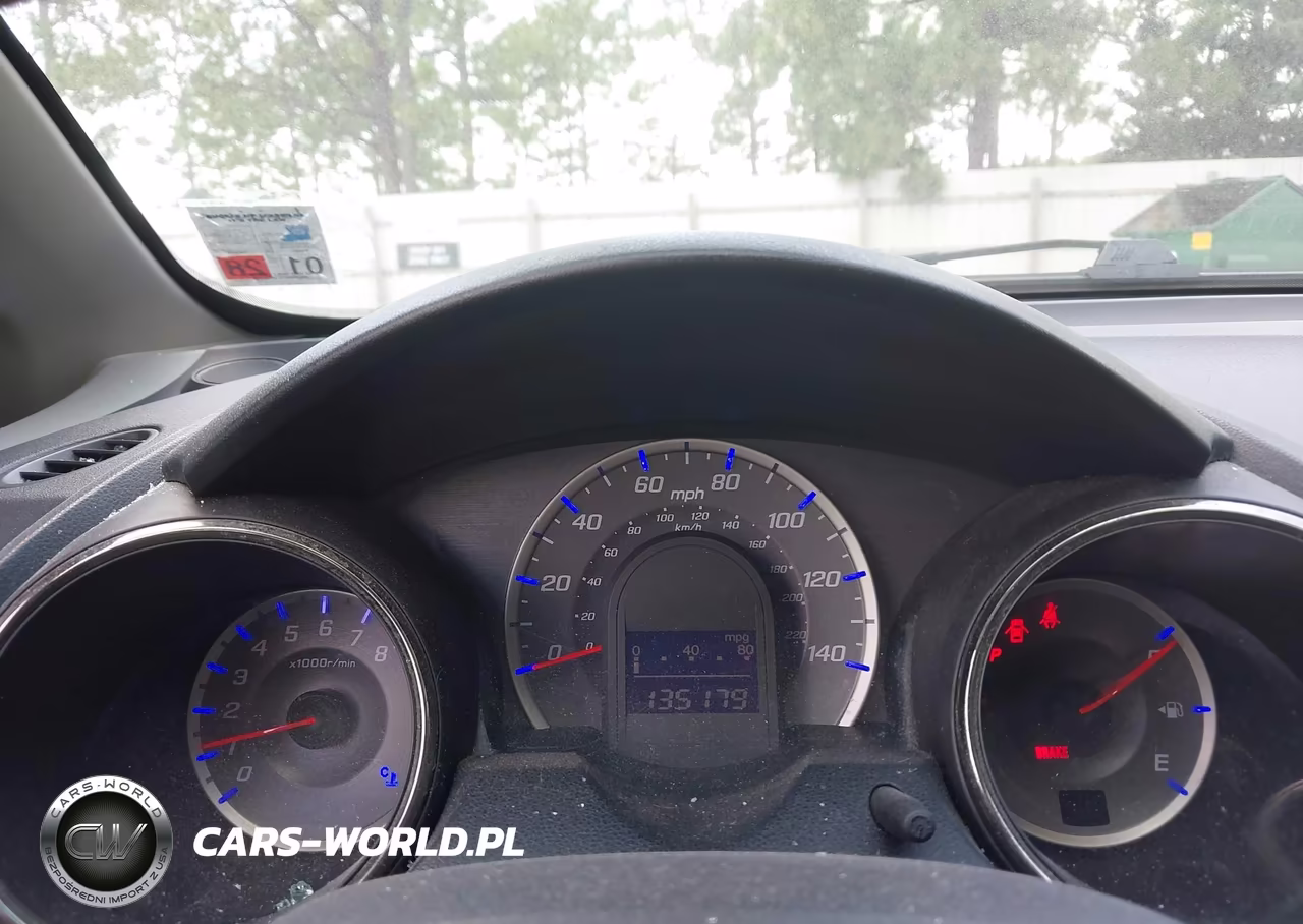 2012 Honda Fit Sport VIN:JHMGE8H50CC016408 - 7