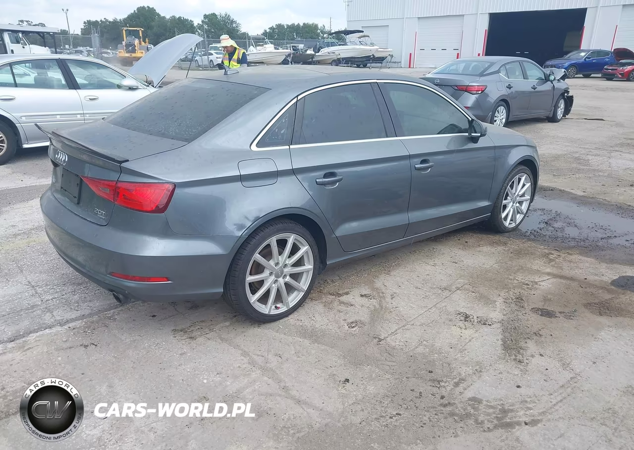 2015 Audi A3 2.0T Premium VIN:WAUBFGFF2F1003090 - 4