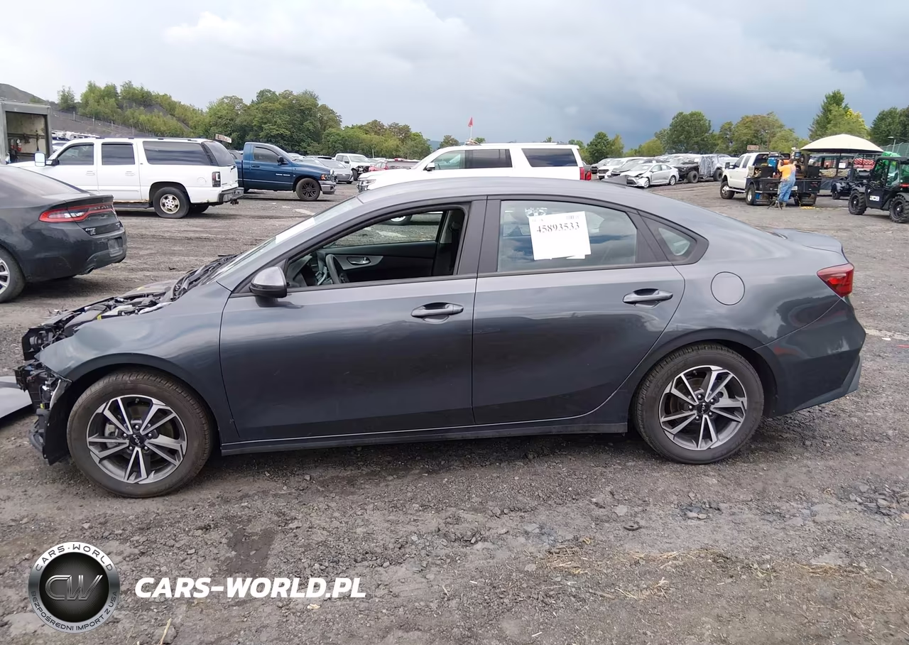 2023 Kia Forte Lxs VIN:3KPF24AD1PE596962 - 14