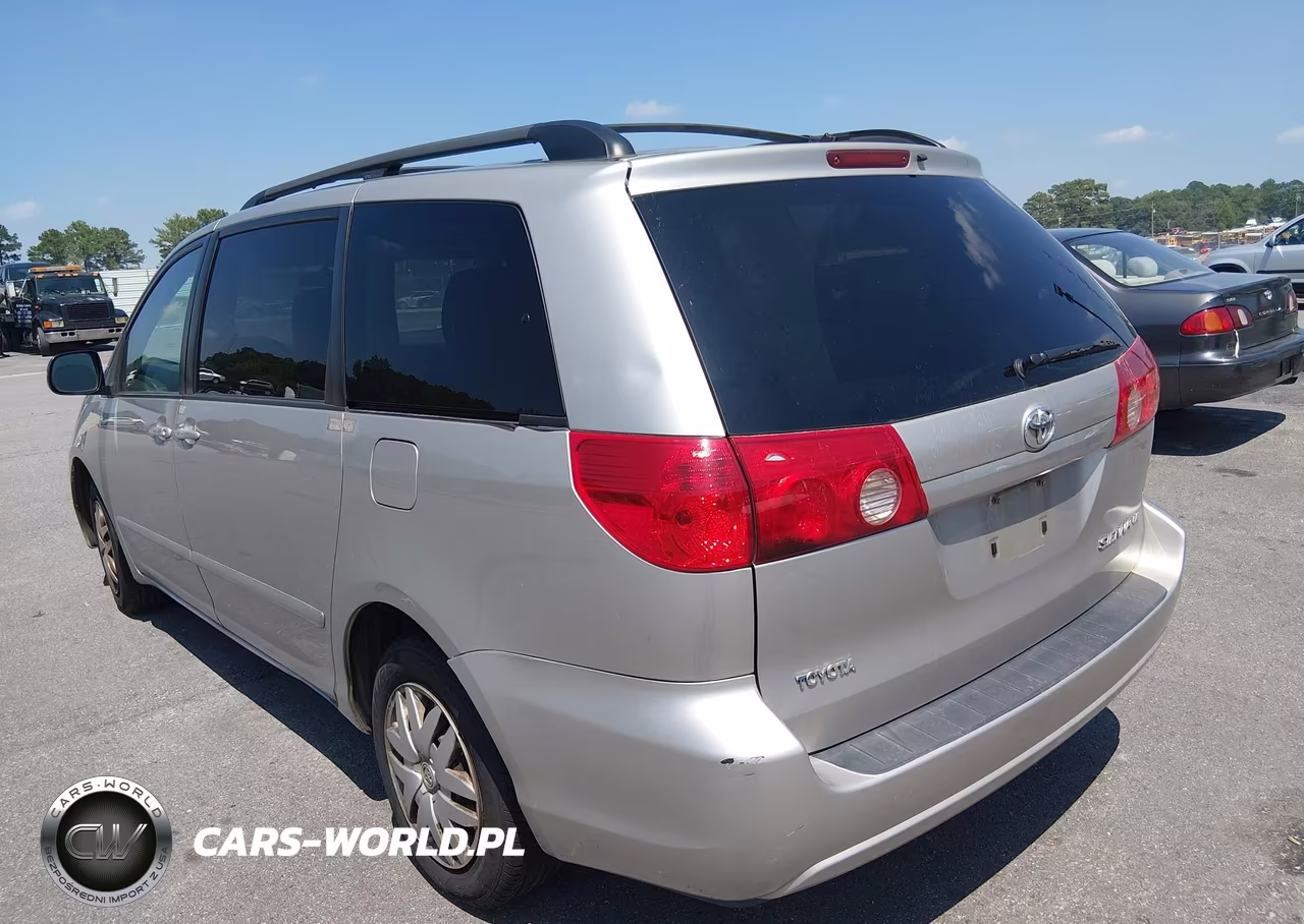 2010 Toyota Sienna Ce-Le VIN:5TDKK4CC6AS305520 - 3