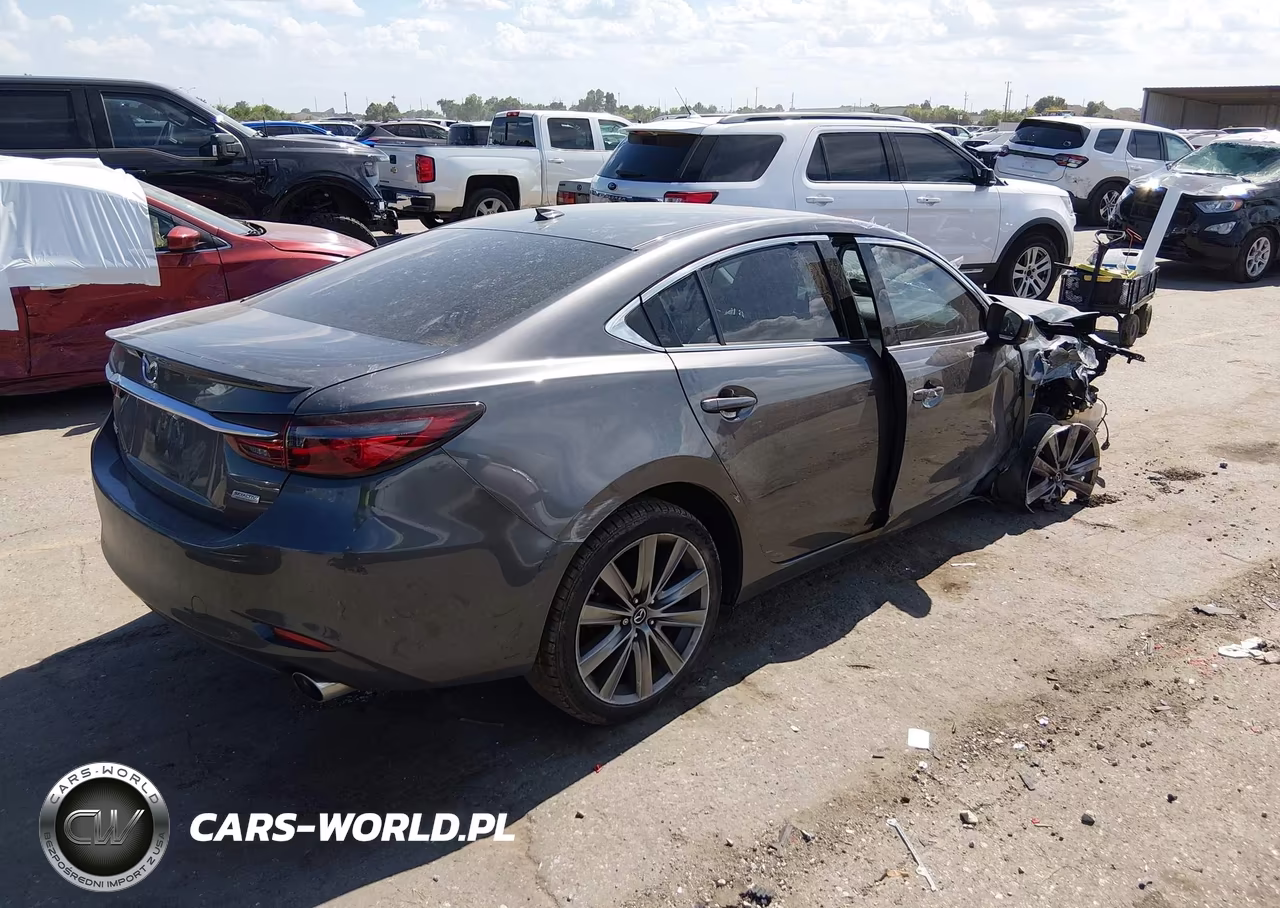 2018 Mazda Mazda6 Grand Touring Reserve VIN:JM1GL1WY5J1332438 - 4