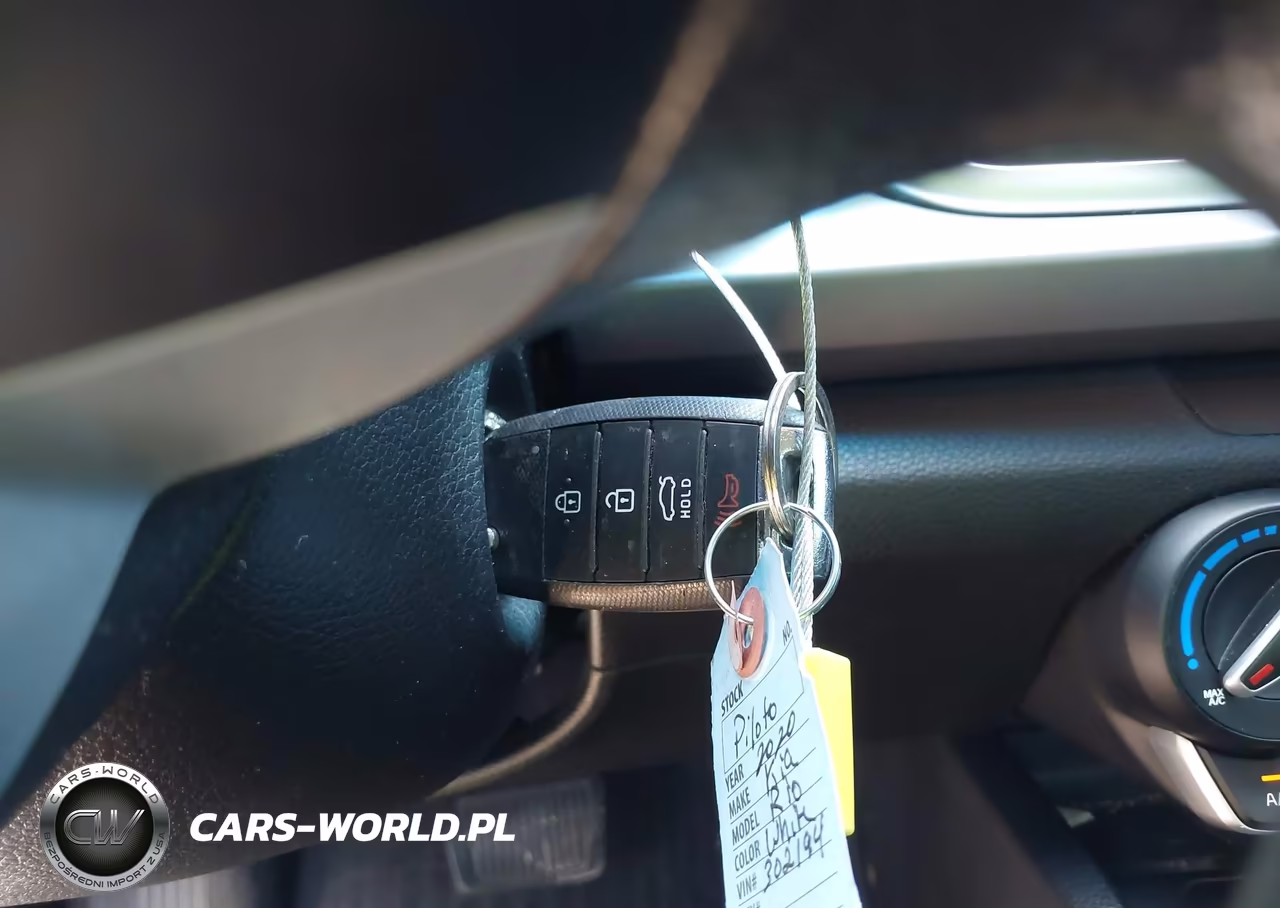 2020 Kia Rio S VIN:3KPA24AD9LE302194 - 11