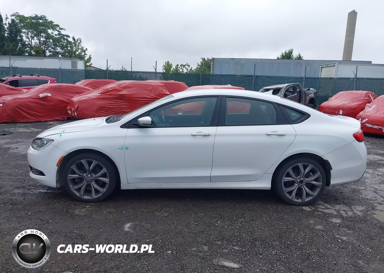 2015 Chrysler 200 S VIN:1C3CCCDG3FN624128 - 14