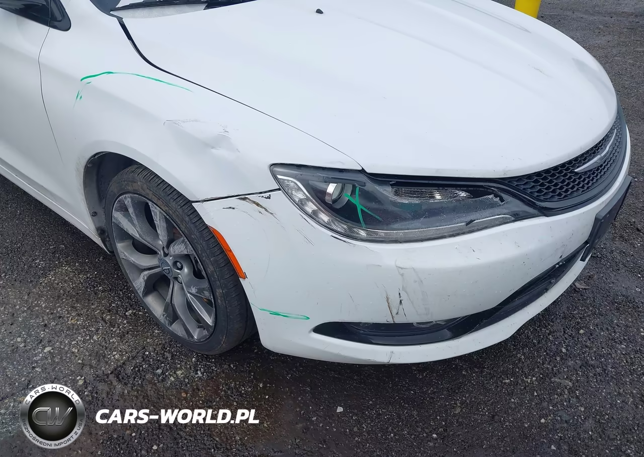 2015 Chrysler 200 S VIN:1C3CCCDG3FN624128 - 6