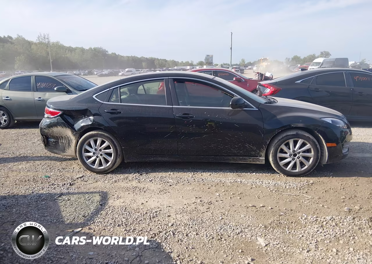 2011 Mazda Mazda6 I Touring VIN:1YVHZ8CH2B5M03700 - 13