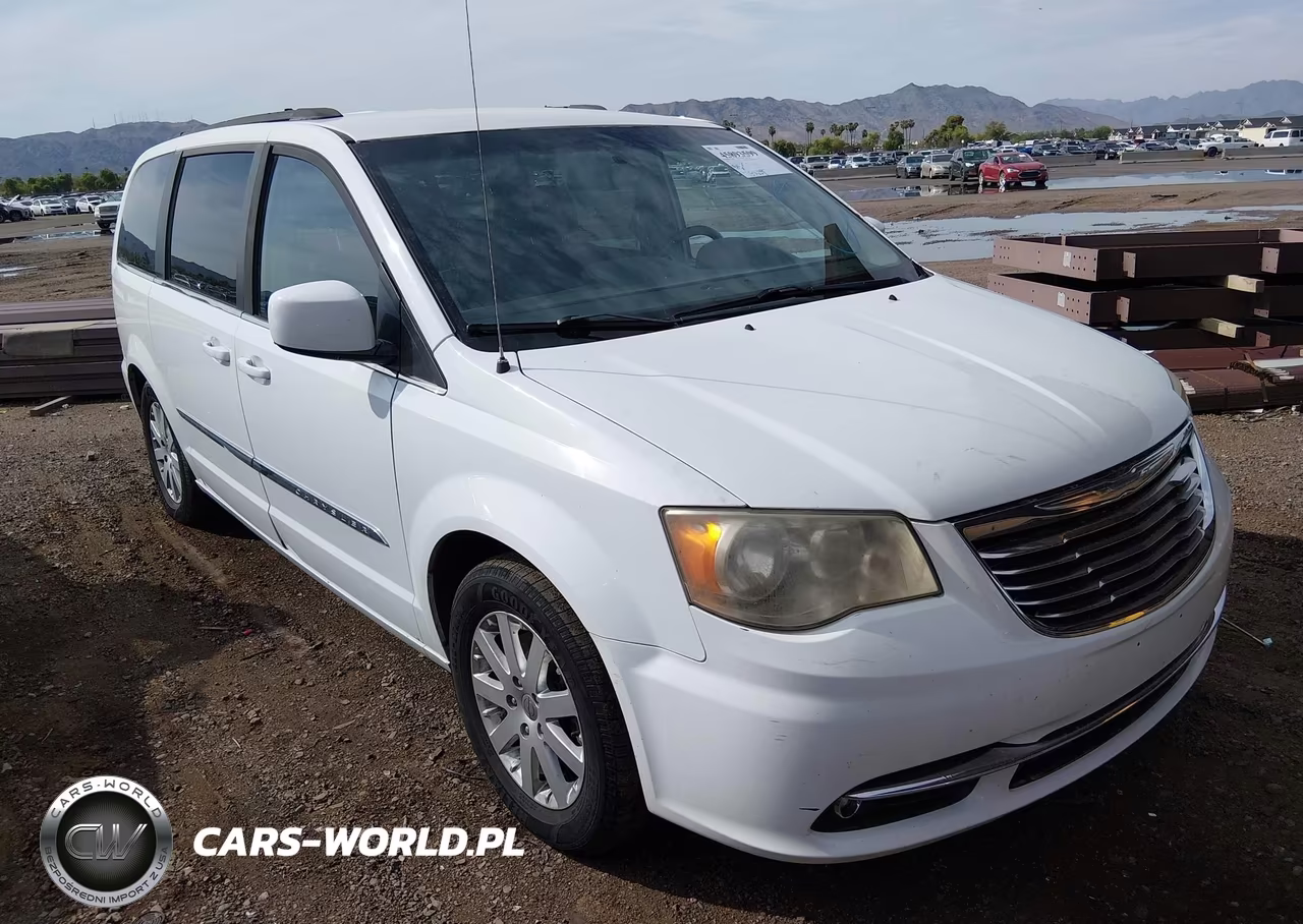 2014 Chrysler Town & Country Touring – zdjęcie 1 z 10