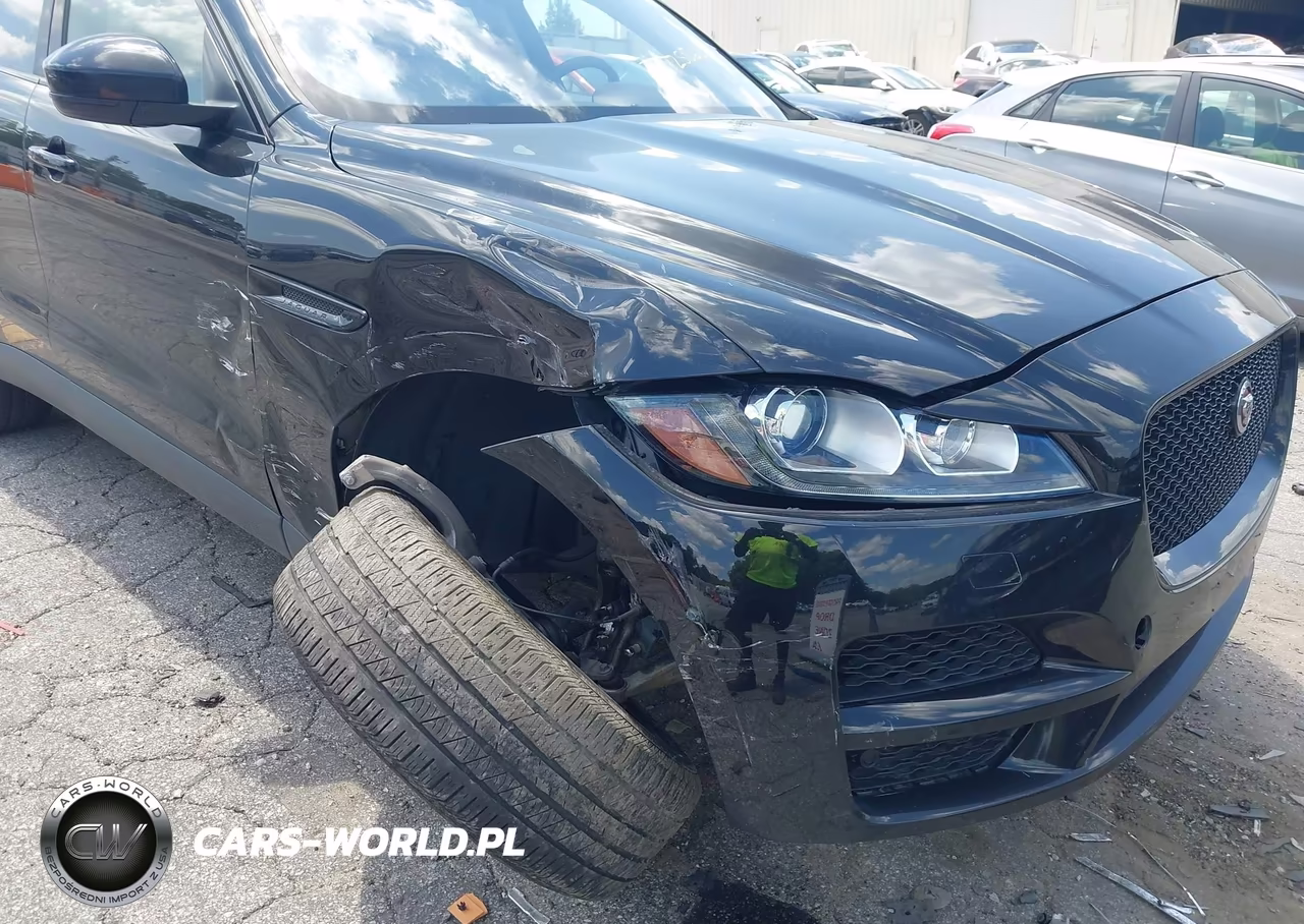 2018 Jaguar F-Pace 25T Prestige VIN:SADCK2FX7JA255624 - 6