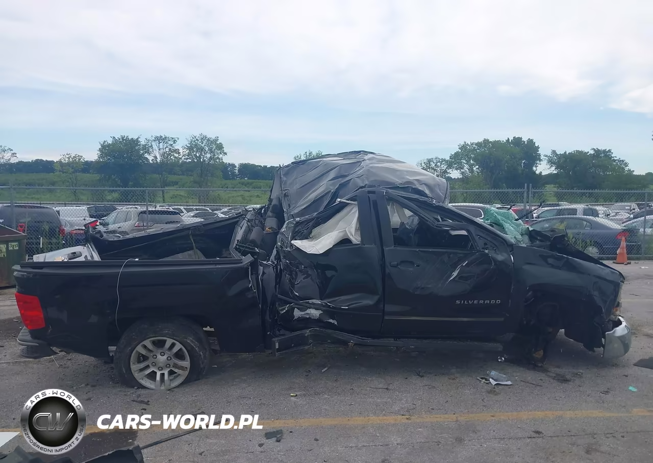 2018 Chevrolet Silverado 1500 1Lt VIN:3GCUKREC0JG547656 - 13