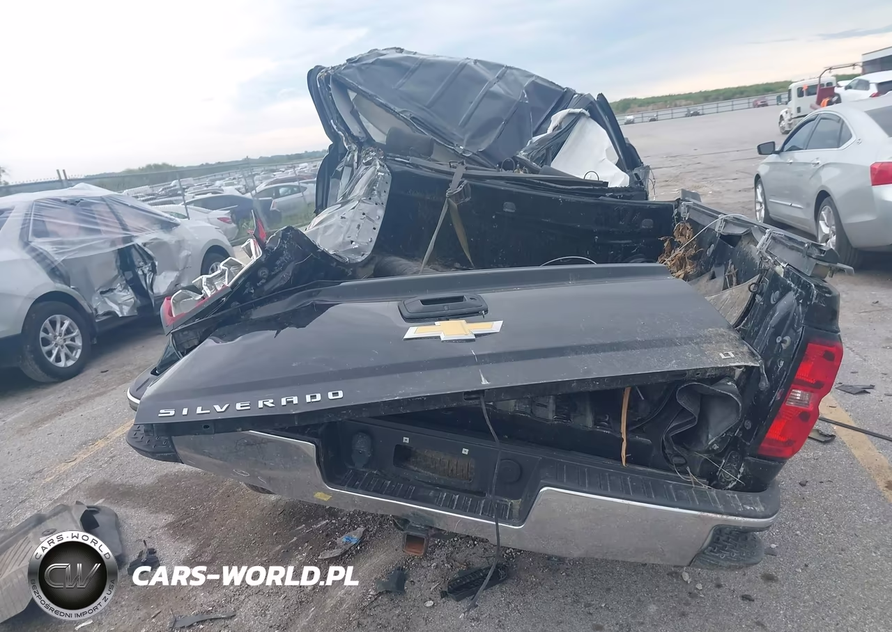 2018 Chevrolet Silverado 1500 1Lt VIN:3GCUKREC0JG547656 - 16