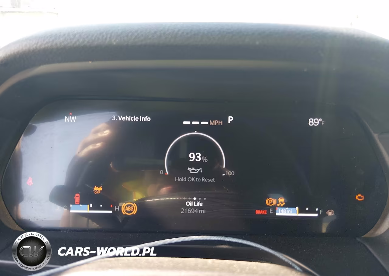 2025 Jeep Grand Cherokee Altitude 4X4 VIN:1C4RJHAG4S8657435 - 7