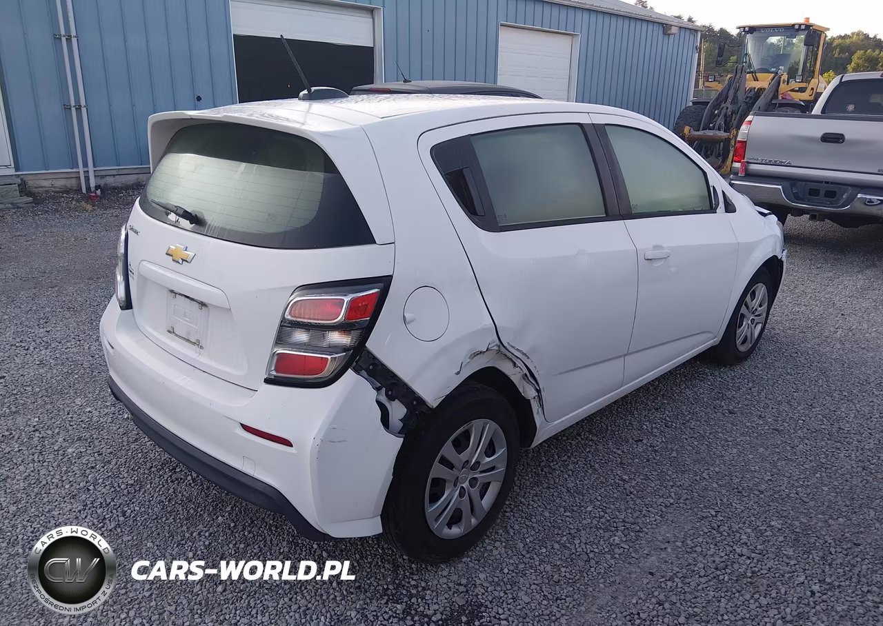 2017 Chevrolet Sonic Lt Auto VIN:1G1JG6SHXH4168439 - 4