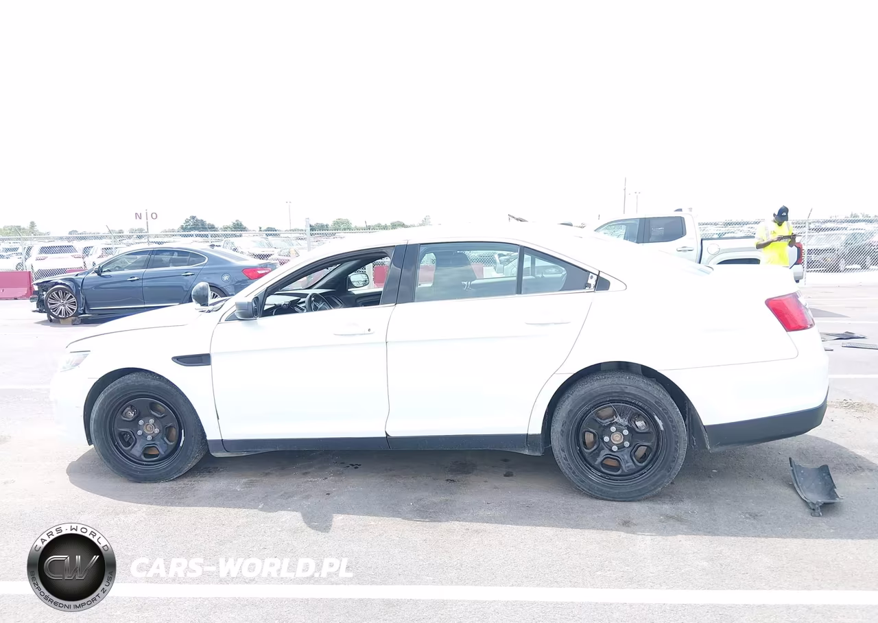 2018 Ford Police Interceptor VIN:1FAHP2MK6JG125895 - 15
