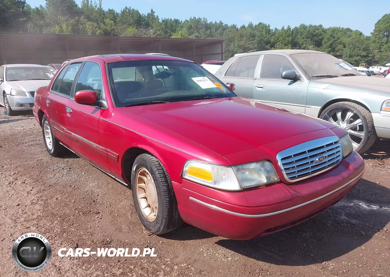 2000 Ford Crown Victoria Lx