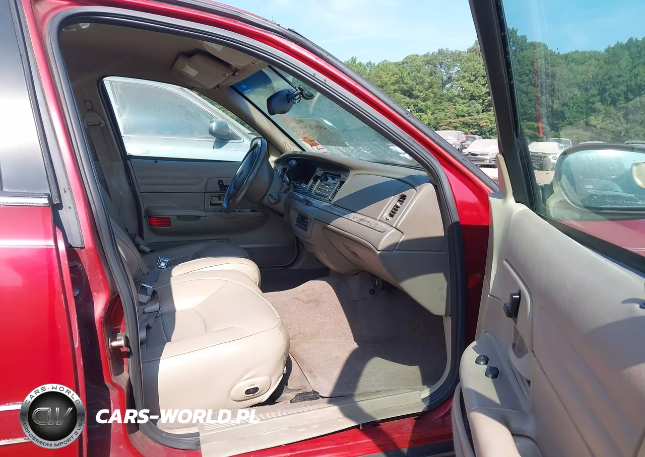 2000 Ford Crown Victoria Lx VIN:2FAFP74W8YX155010 - 5
