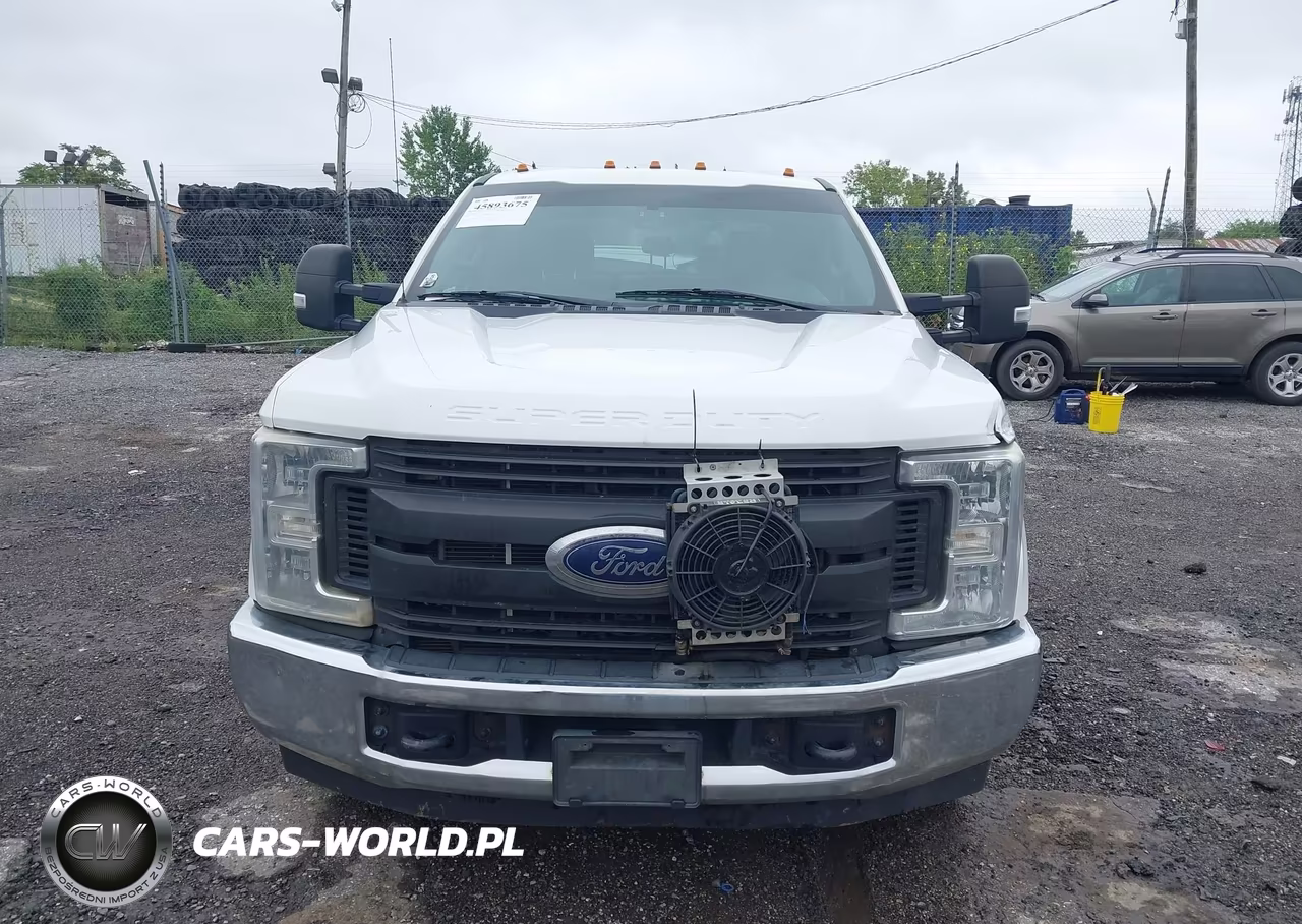 2019 Ford F-350 Chassis Xl VIN:1FD8W3GT3KEC95051 - 12