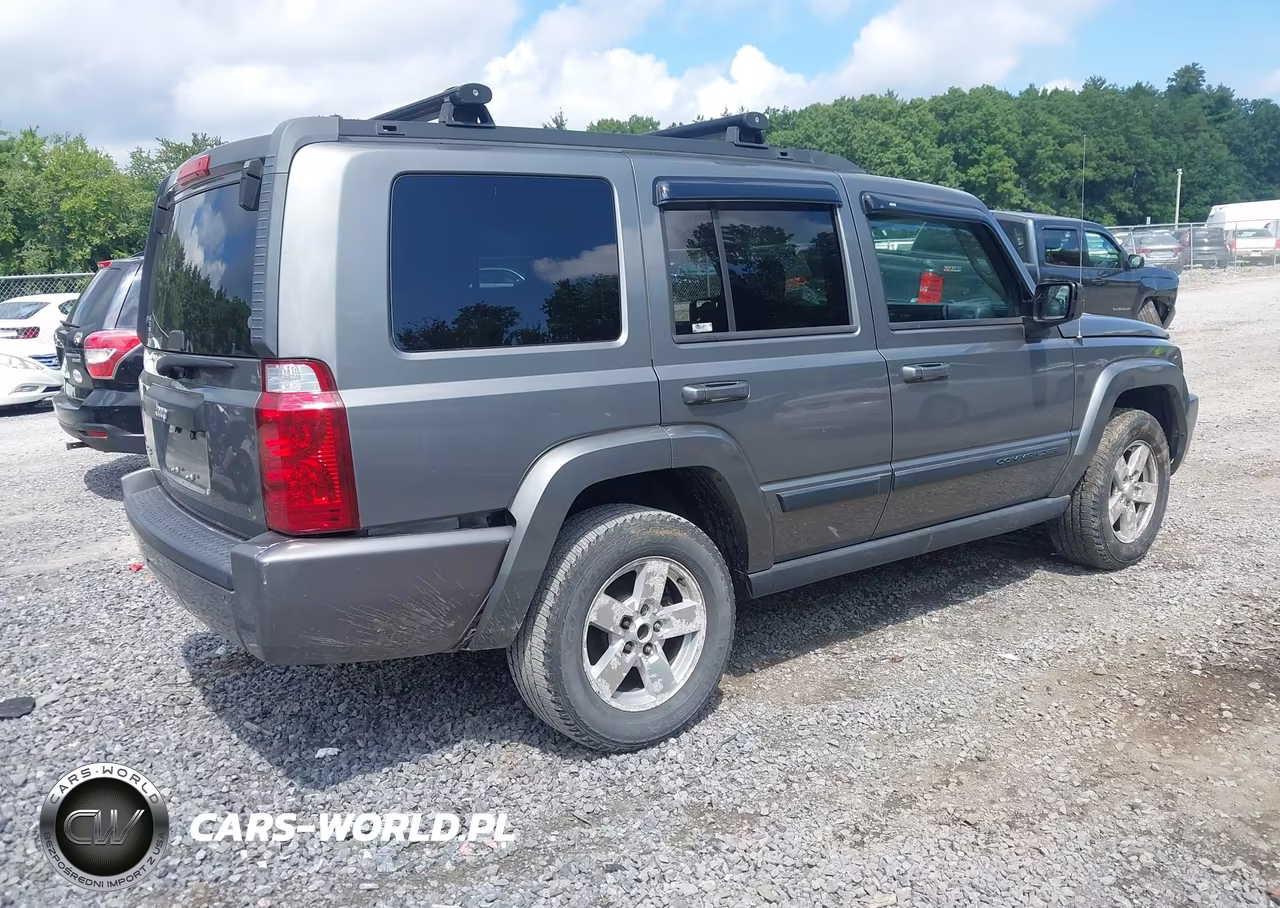 2007 Jeep Commander Sport VIN:1J8HG48K57C654165 - 4