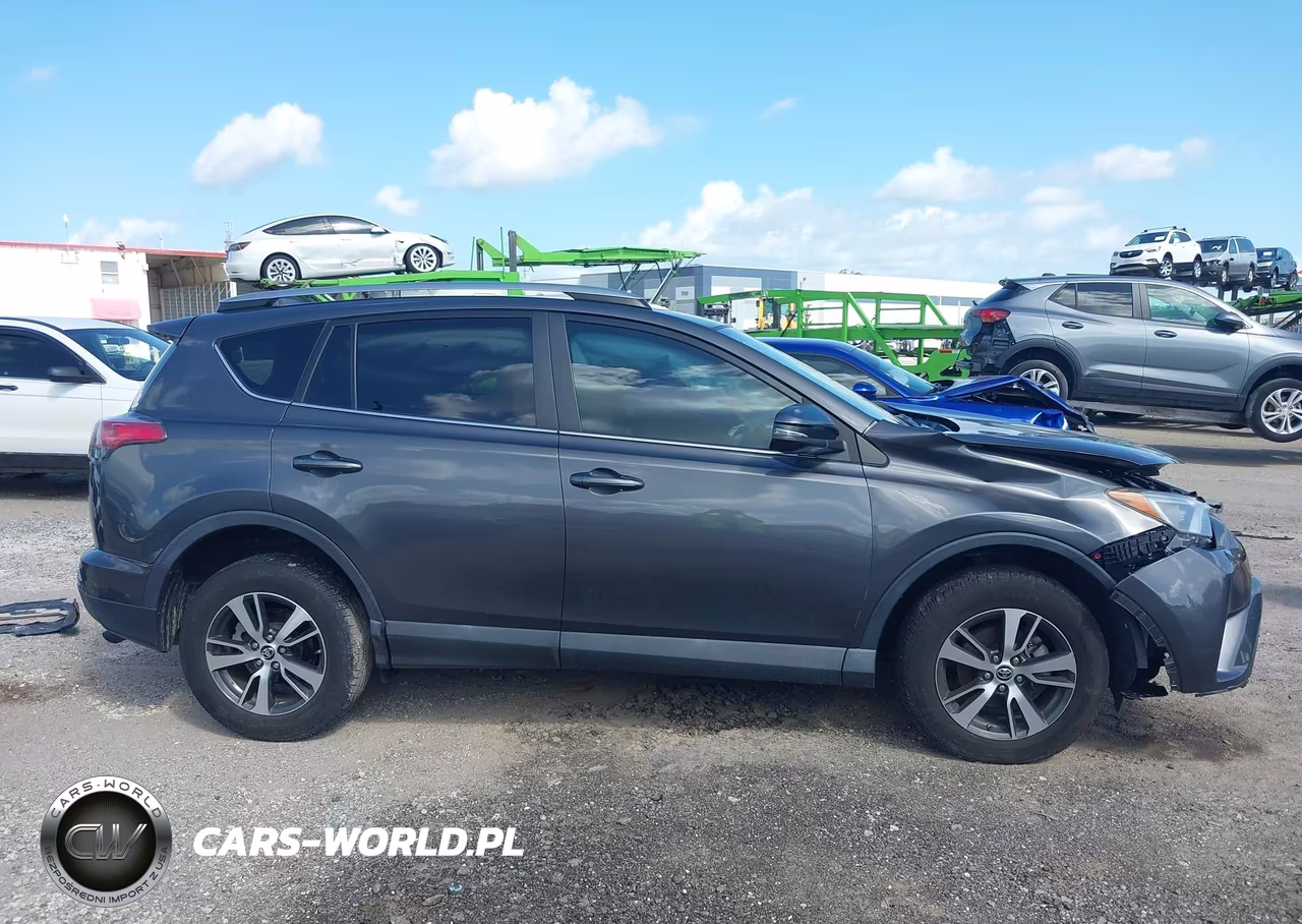 2018 Toyota Rav4 Xle VIN:2T3WFREV7JW501918 - 14